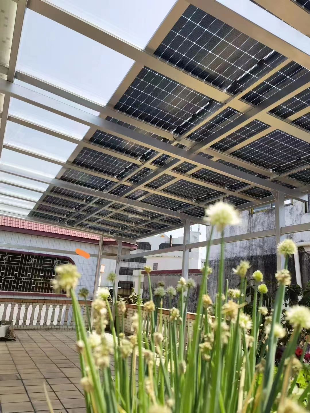 自贡别墅家用屋顶太阳能发电系统安装
